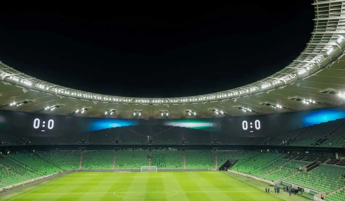 أنظمة إضاءة الملاعب